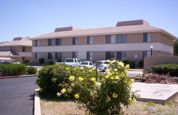 Coronado Glen Apartments in Wickenburg, AZ - Building Photo