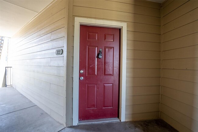 property at 2320 Gracy Farms Ln