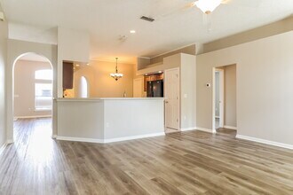 265 Maplewood Dr in Jacksonville, FL - Building Photo - Building Photo