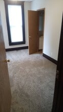 215 Polk Ave in Charleston, IL - Building Photo - Building Photo