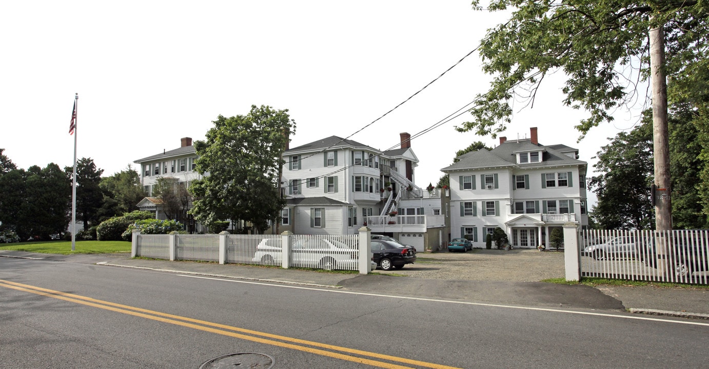 Edgehill Condominiums in Nahant, MA - Building Photo