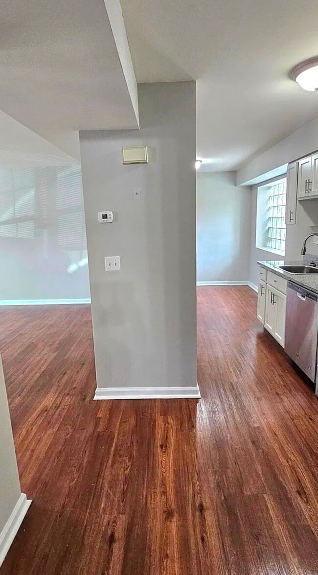 204 Cherry St in Milford, CT - Building Photo - Building Photo