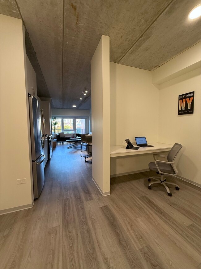 property at 334 W Schiller St