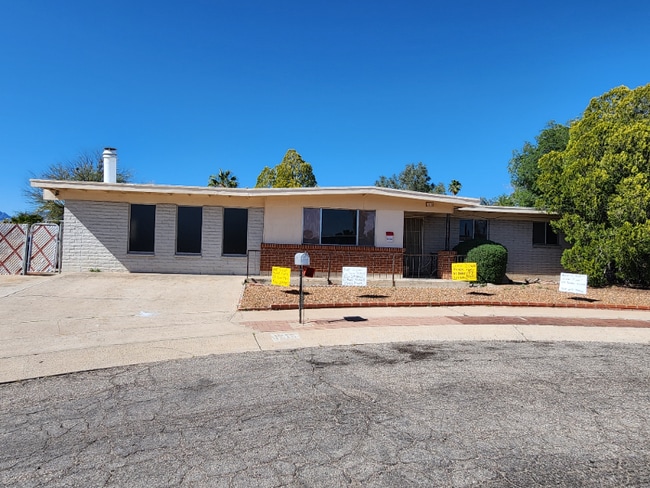 1575 S Rocky Mountain Dr