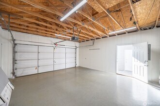 1300 W Marina Dr in Moses Lake, WA - Building Photo - Building Photo