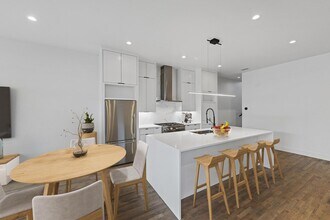 Modern design Oak Lawn townhouse by Inwood in Dallas, TX - Building Photo - Building Photo