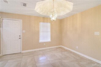 28 N Champagne in Pharr, TX - Building Photo - Building Photo