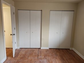 1000 Parkwood Dr in Joliet, IL - Building Photo - Building Photo