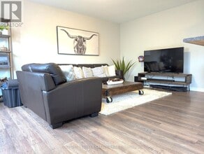 146 Harmattan Ave in Ottawa, ON - Building Photo - Building Photo