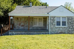 2420 NE 25th St in Oklahoma City, OK - Building Photo