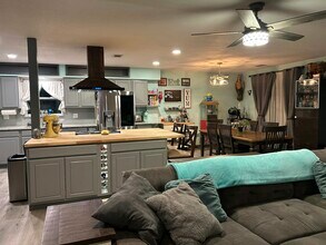 2850 Greenridge Rd in Orange Park, FL - Building Photo - Building Photo