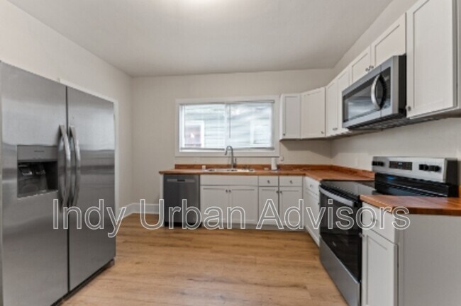 619 N Rural St in Indianapolis, IN - Foto de edificio - Building Photo