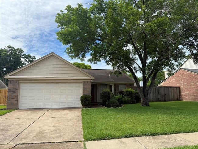 4411 Treasure Trail in Sugar Land, TX - Building Photo - Building Photo