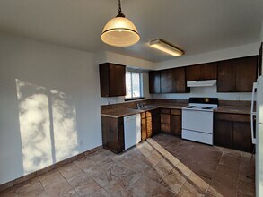 1816 W 21st Ave in Kennewick, WA - Building Photo - Building Photo