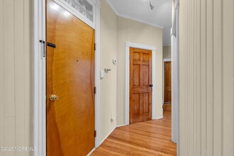 30 Broad St in Manasquan, NJ - Building Photo - Building Photo