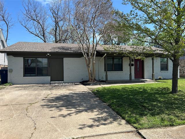 220 N Bernice Dr in Garland, TX - Building Photo