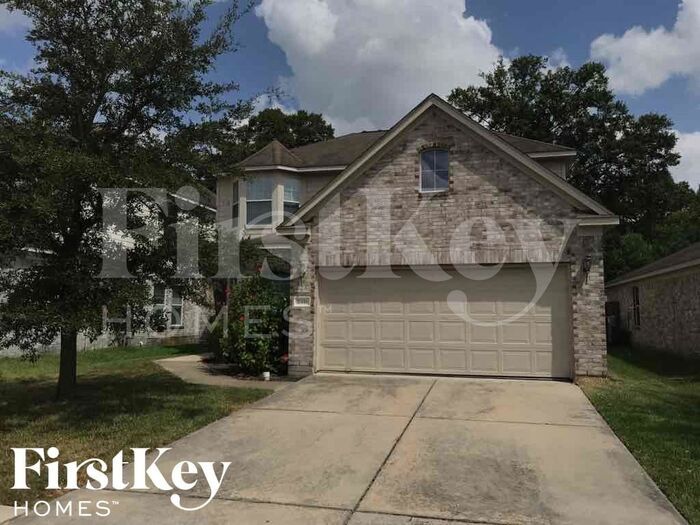 2351 Village Leaf Dr in Spring, TX - Foto de edificio