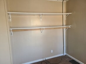 425 Dearborn Ave in Waterloo, IA - Building Photo - Building Photo