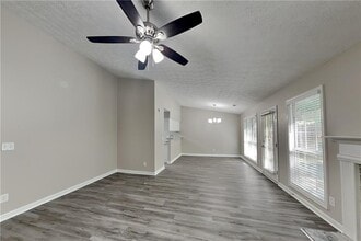 121 Clarion Rd in Lawrenceville, GA - Building Photo - Building Photo