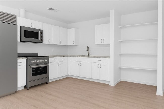 16016 Green Manor Dr in Humble, TX - Building Photo - Building Photo