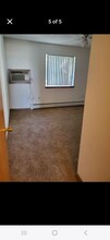 1422 Irish Dr, Unit 4 in Waterloo, IA - Building Photo - Building Photo