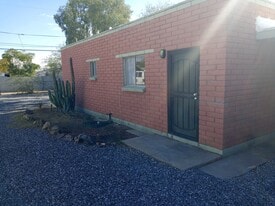 244 N Westmoreland Ave, Unit 244 in Tucson, AZ - Building Photo