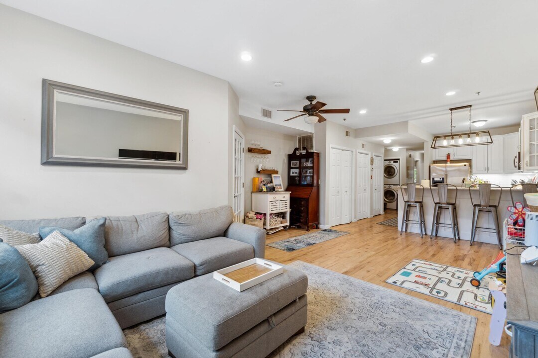 81 Monroe St in Hoboken, NJ - Building Photo