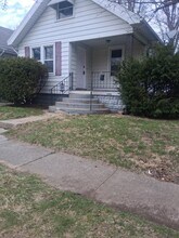 1942 Barrows St in Toledo, OH - Building Photo - Building Photo