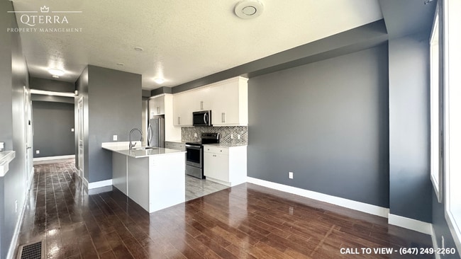 property at 2080 Meadowgate Blvd