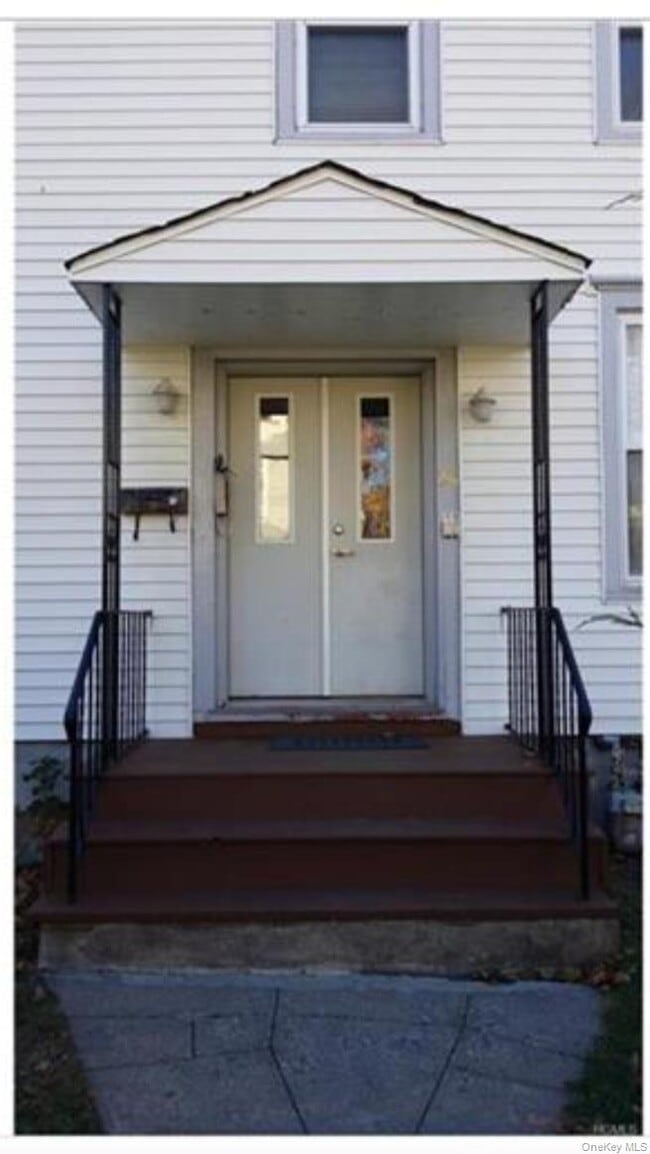 property at 26 Washington St