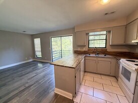 9113 Cedarpark Ln NW in Knoxville, TN - Building Photo