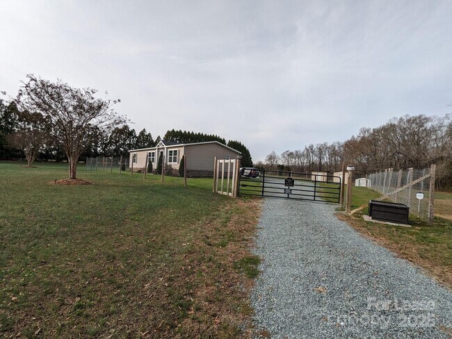 property at 5001 Friendly Baptist Church Rd