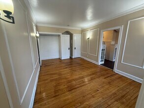 2801 N Keating Ave in Chicago, IL - Building Photo - Building Photo