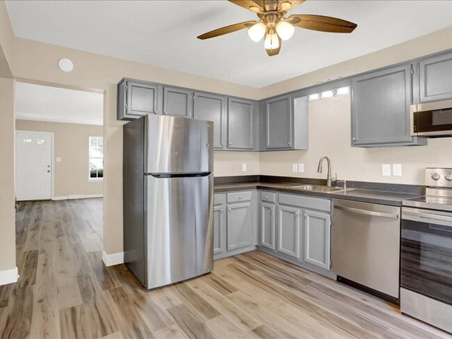 809 Old Silver Spring Rd in Mechanicsburg, PA - Building Photo - Building Photo