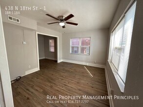 438 N 18 St-Unit -1 in Kansas City, KS - Building Photo - Building Photo