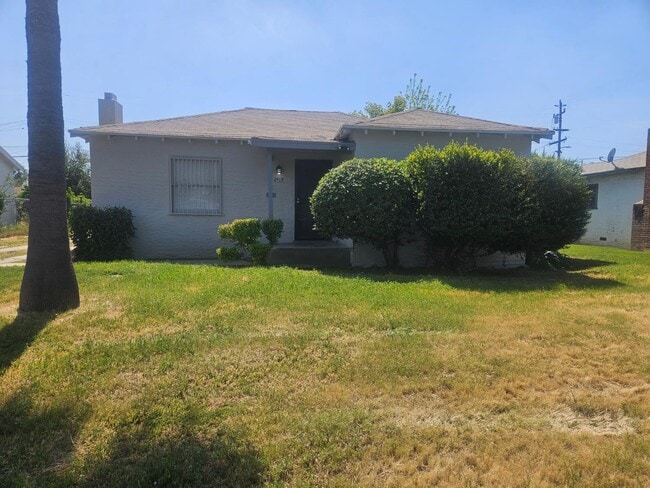 property at 2914 E Cornell Ave