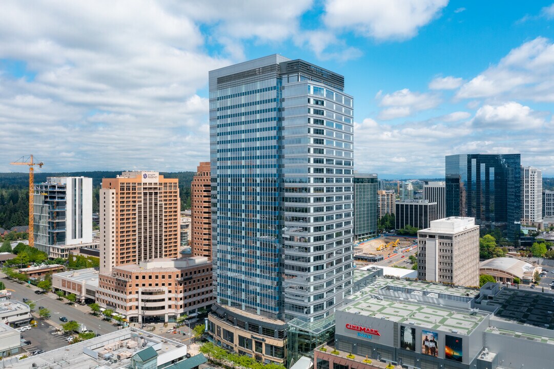 One Lincoln Tower in Bellevue, WA - Building Photo