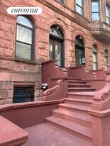 140 W 75th St in New York, NY - Building Photo