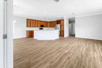 3104 Walden Shores Blvd in Lake Wales, FL - Building Photo - Building Photo