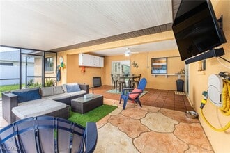 2103 SE 8th Ave in Cape Coral, FL - Building Photo - Building Photo