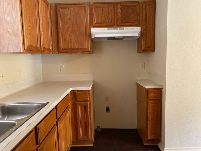 property at 1106 Greencroft St