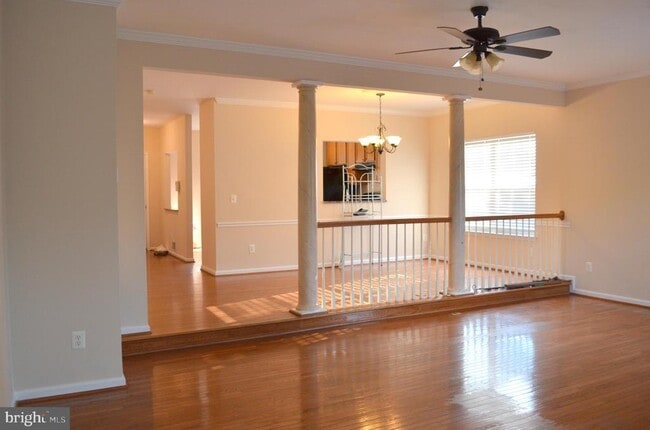 43090 Sherbrooke Terrace in Leesburg, VA - Building Photo - Building Photo