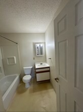 1516 1st St E, Unit 302 in Thief River Falls, MN - Building Photo - Building Photo