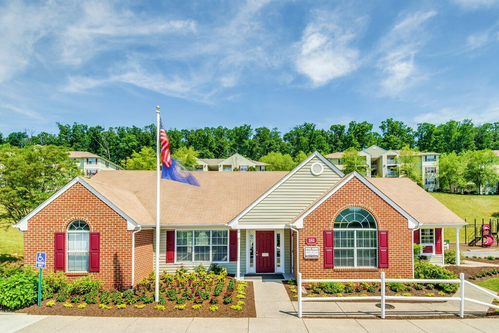 Chestnut Ridge Apartments in Harrisonburg, VA - Building Photo