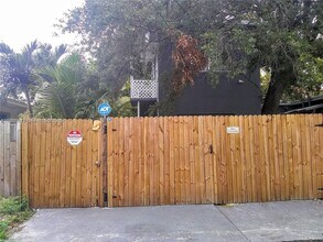 142 NE 56th St in Miami, FL - Building Photo - Building Photo