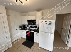 161 S Arch St in Aransas Pass, TX - Building Photo - Building Photo