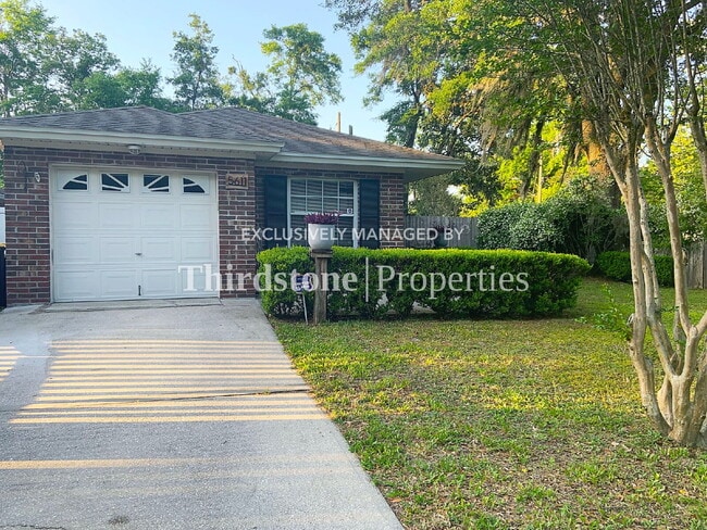 property at 5611 Ellis Trace Dr