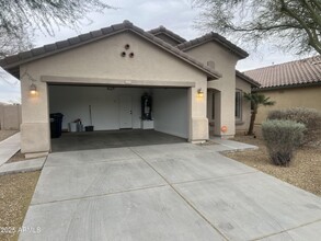 15271 W Lundberg St in Surprise, AZ - Building Photo - Building Photo