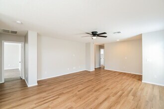 55 W Santa Gertrudis Trail in San Tan Valley, AZ - Building Photo - Building Photo