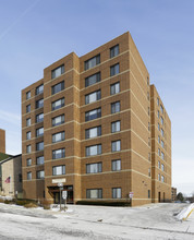 Sweetbriar Place in Pittsburgh, PA - Building Photo - Building Photo